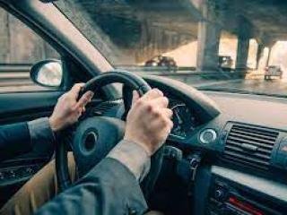 Kinh Nghiệm Lái Xe An Toàn: Bí Kíp Cho Anh Em Làm Chủ Tay Lái